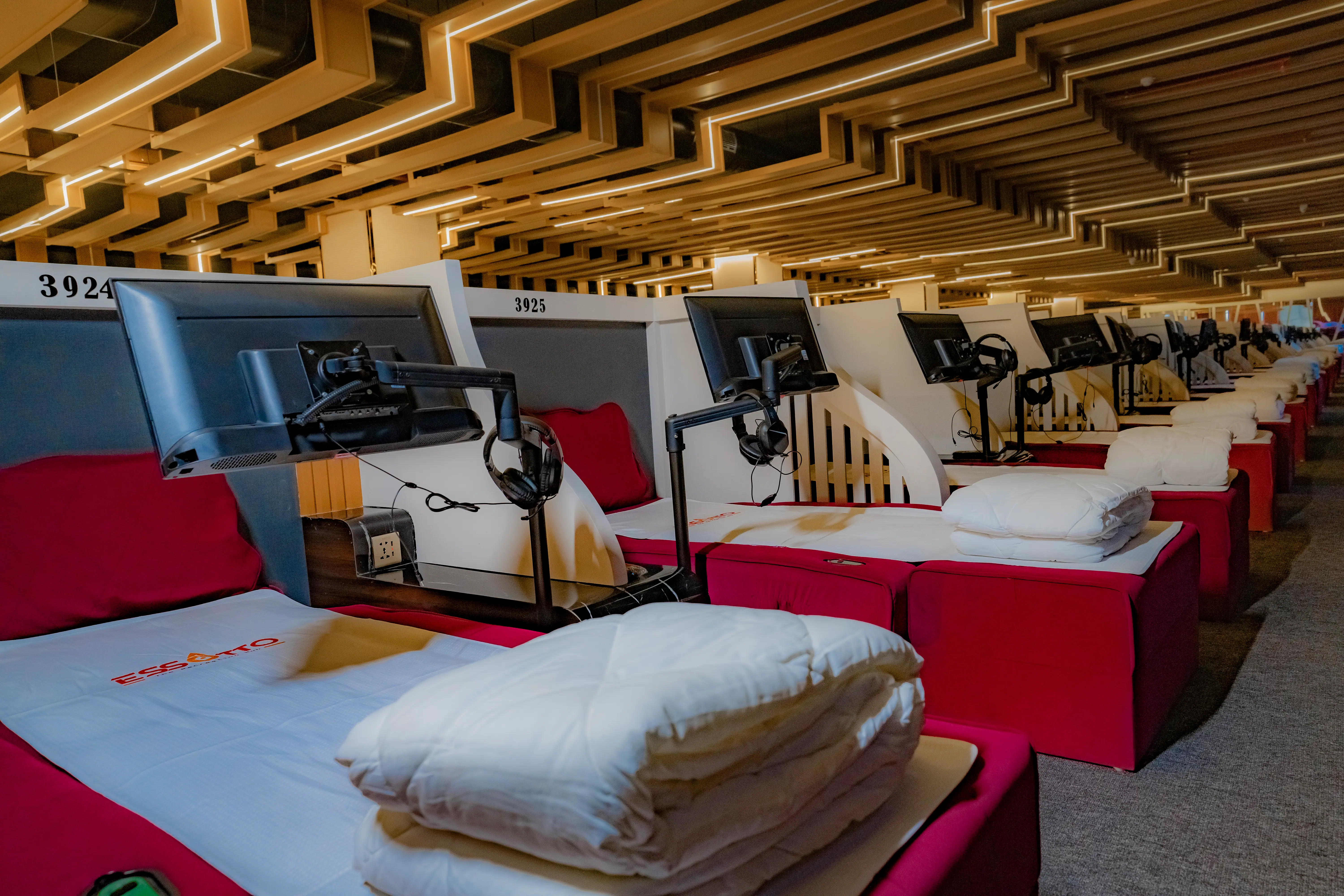 Executive Sleeping Pods (Male Only)